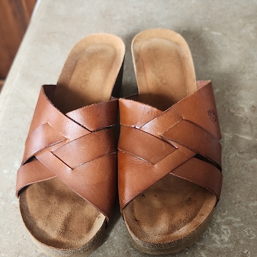 Yokono Brown Leather Sandle Wedge Made In Spain Womens Size 7.5